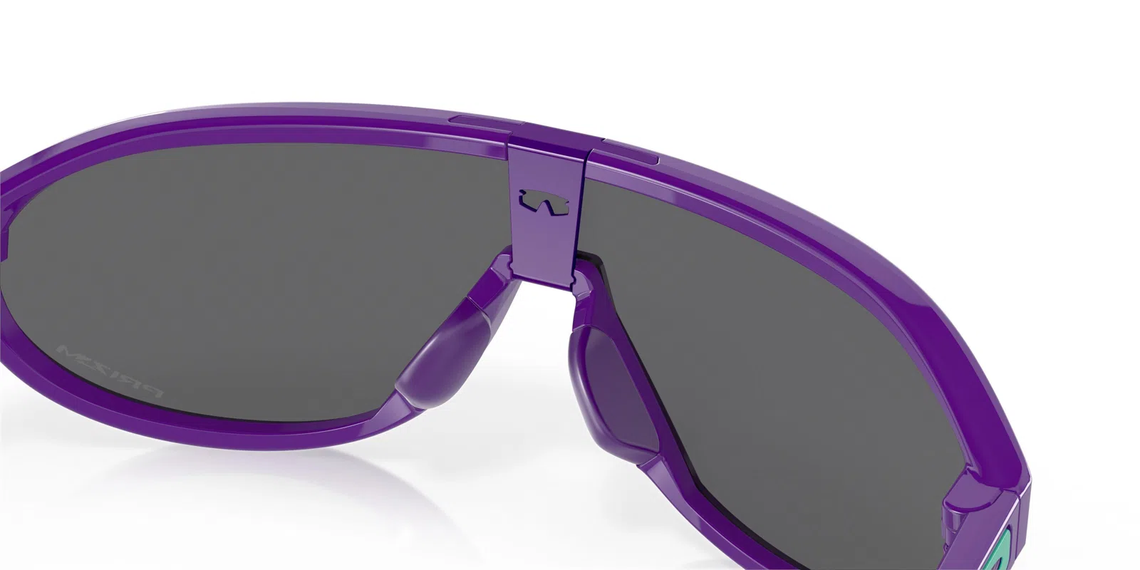 Oakley Cmdn 9467 Sunglasses - view 24